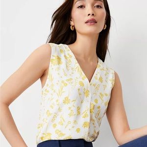 Ann Taylor XS winter white and yellow floral sleeveless blouse